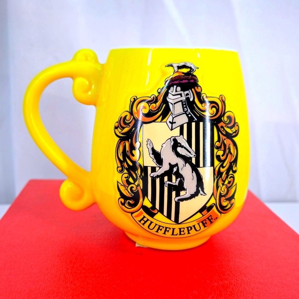 Harry Potter Hufflepuff Mug Yellow Ceramic Collectible officially liscenced